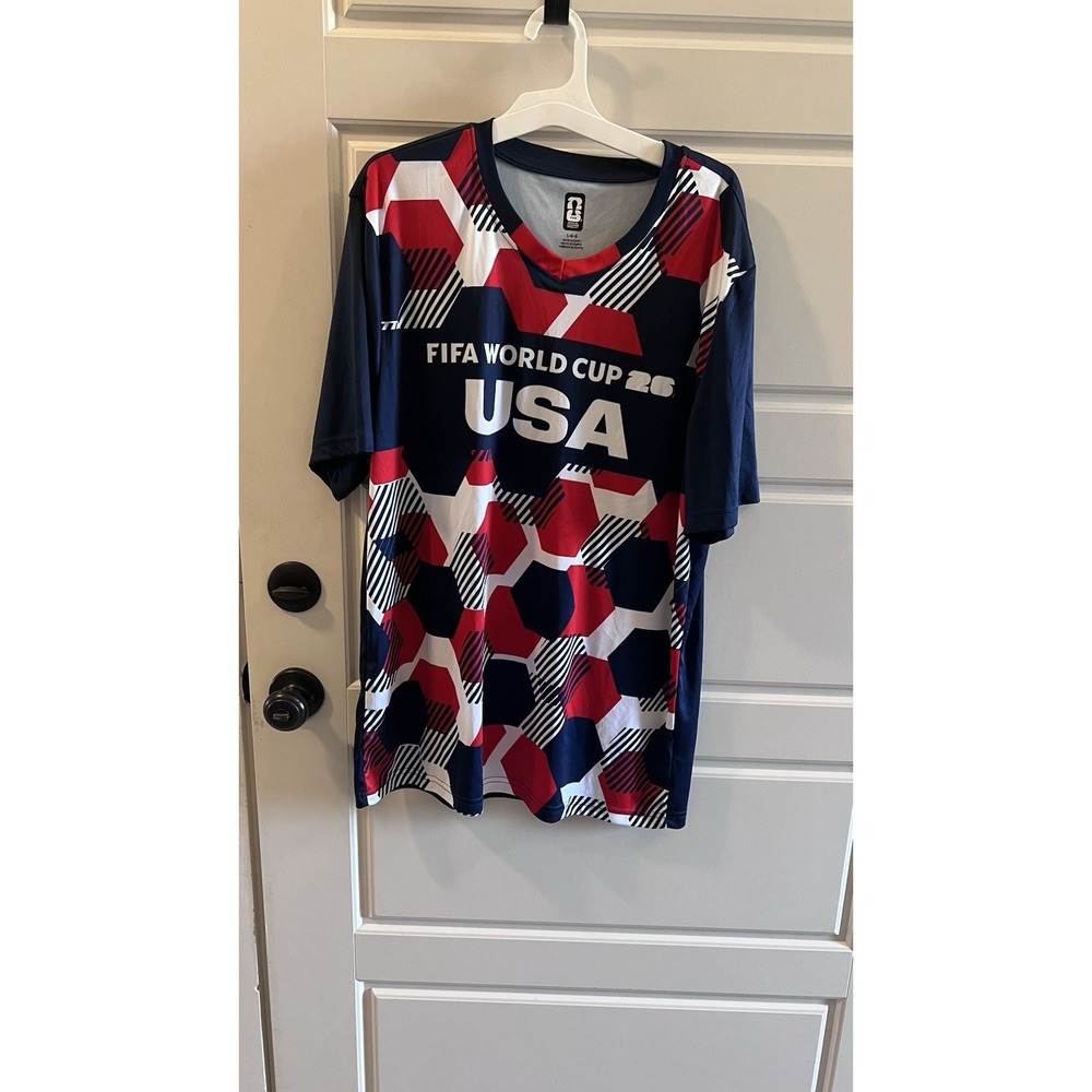 Mens FIFA World Cup USA Large Shirt